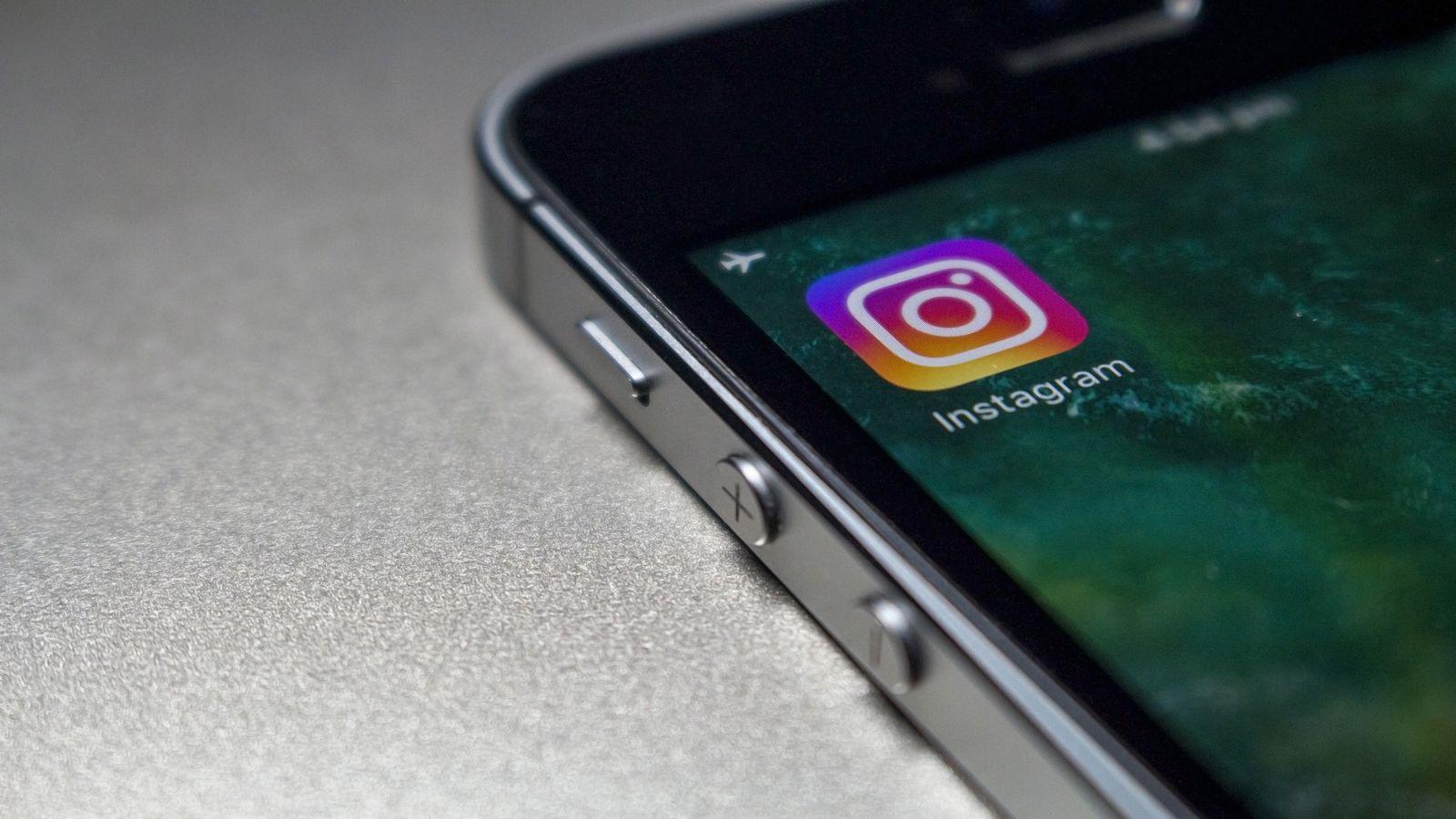 Instagram, Reels videolarını indirme olanağını herkese sunuyor