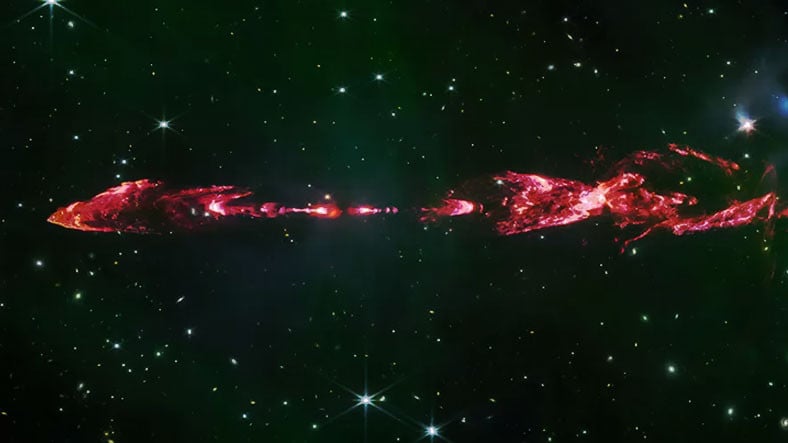 James Webb Teleskobu, 50.000 Yaşındaki Bir Yıldızın Doğumunu Görüntüledi (Güneş’imiz de Evvelden Böyleydi)