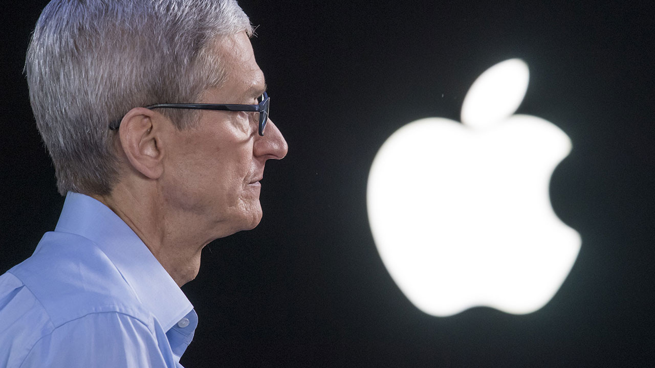 Rekor iPhone ve hizmet satışlarına rağmen Apple’ın geliri yine düştü